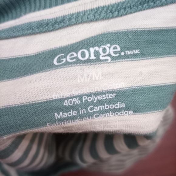 George Green and White Raglan Sleeve Sheath Dress - Picture 2 of 2